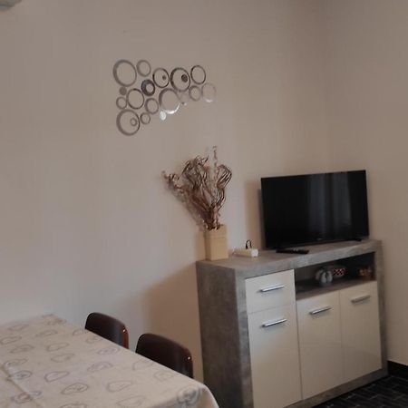 Apartman Iva Apartment คาชเตลา ภายนอก รูปภาพ